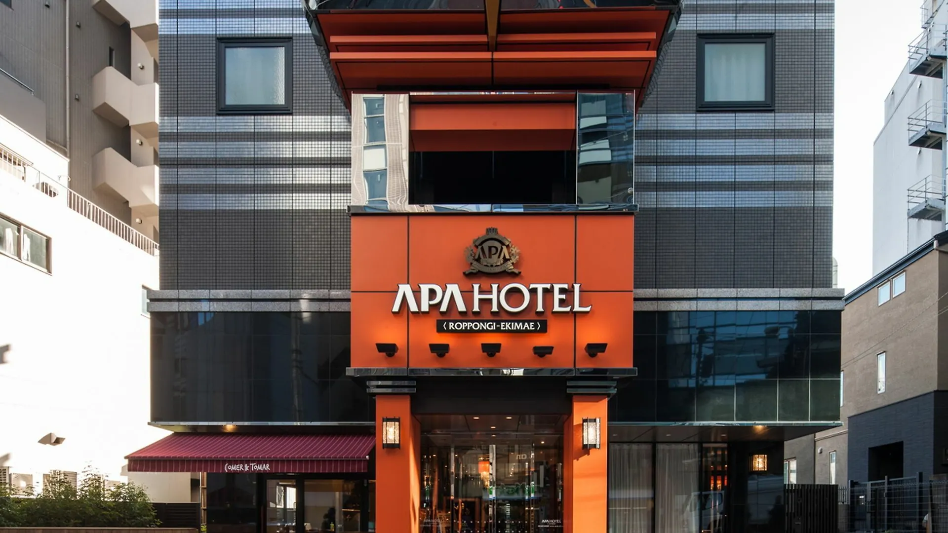 Apa Hotel Roppongi Ekimae Tokyo 3*,